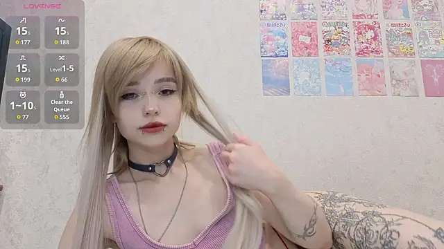 Snapshot of emodreamgirl chatting on June 2026 03:58:01 PM emodreamgirl online show from June 2026 03:58:01 PM