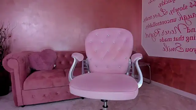 Snapshot of evanew_ chatting on February 2025 12:09:01 AM evanew online show from February 2025 12:09:01 AM