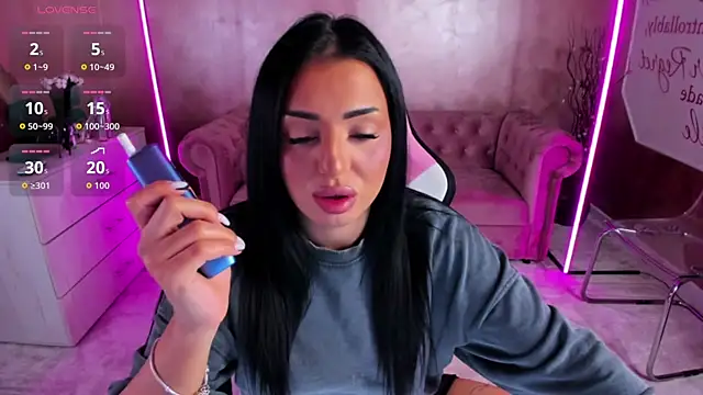 Snapshot of evanew_ chatting on September 2025 04:28:01 PM evanew online show from September 2025 04:28:01 PM