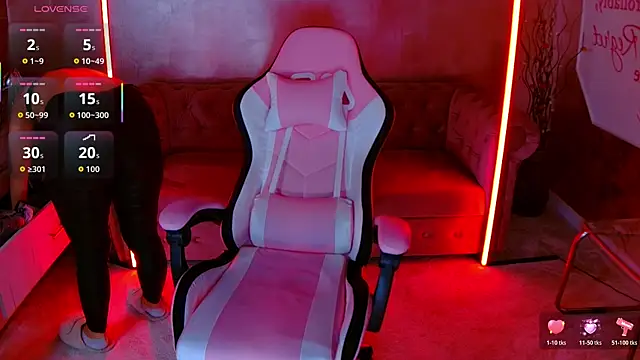 Snapshot of evanew_ chatting on November 2025 05:49:01 PM evanew online show from November 2025 05:49:01 PM