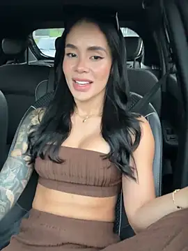 Karol Towers online show from March 2025 08:10:02 PM