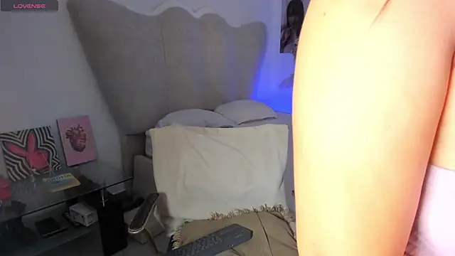 rachaeldeckard   online show from April 2026 10:26:01 PM