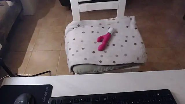 Snapshot of LasolitaAuri chatting on February 2025 05:58:01 PM LasolitaAuri online show from February 2025 05:58:01 PM