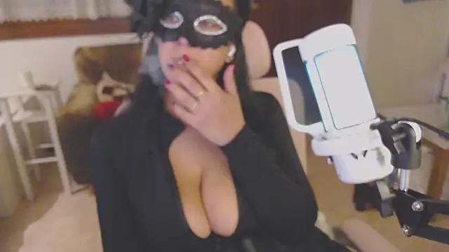 Snapshot of LasolitaAuri chatting on March 2025 09:51:01 PM LasolitaAuri online show from March 2025 09:51:01 PM