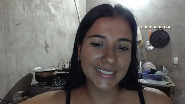 Coral0403 online show from March 2025 10:39:02 PM