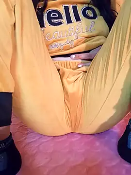 Snapshot of dandilaa chatting on March 2025 11:53:01 PM dandilaa online show from March 2025 11:53:01 PM