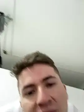 Snapshot of MrBelac chatting on February 2025 10:31:01 PM MrBelac online show from February 2025 10:31:01 PM