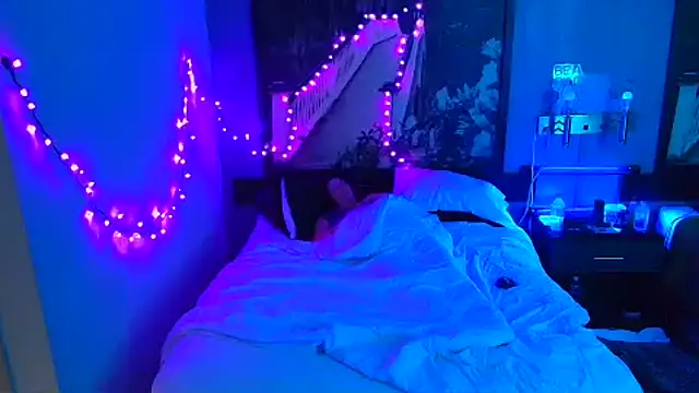 Snapshot of hotemberly_jake chatting on January 2025 11:22:02 AM hotemberly jake online show from January 2025 11:22:02 AM