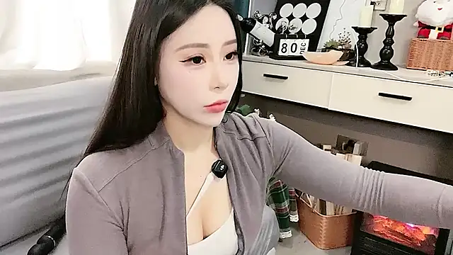 Caicai-a online show from March 2025 07:49:02 AM