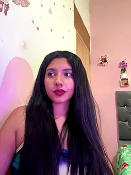 Snapshot of emmariders2 chatting on October 2025 08:52:02 PM emmariders2 online show from October 2025 08:52:02 PM