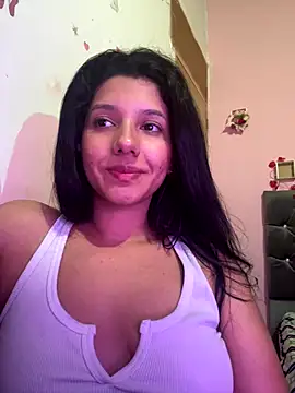 emmariders2 online show from November 2025 04:00:01 AM