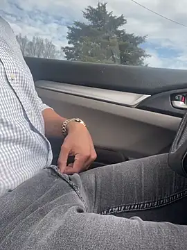 Snapshot of MrLatinKing chatting on December 2024 05:19:02 PM MrLatinKing online show from December 2024 05:19:02 PM