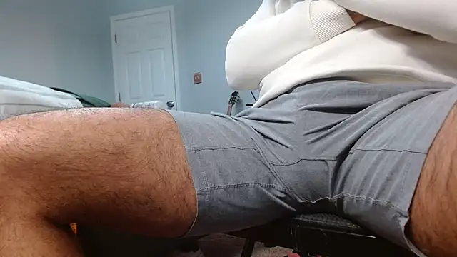 Snapshot of MrLatinKing chatting on January 2025 03:29:02 AM MrLatinKing online show from January 2025 03:29:02 AM