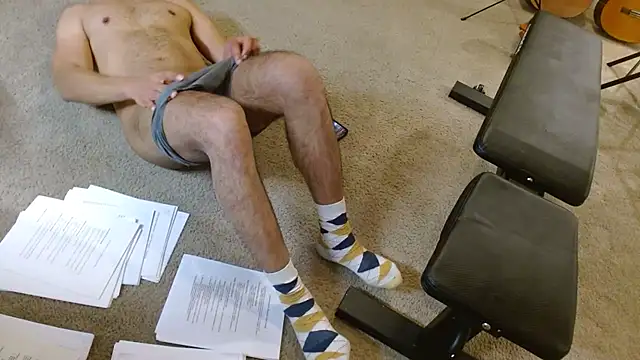 Snapshot of MrLatinKing chatting on October 2025 02:12:02 AM MrLatinKing online show from October 2025 02:12:02 AM