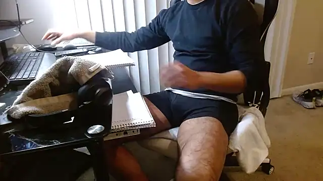 MrLatinKing online show from December 2025 02:21:01 AM