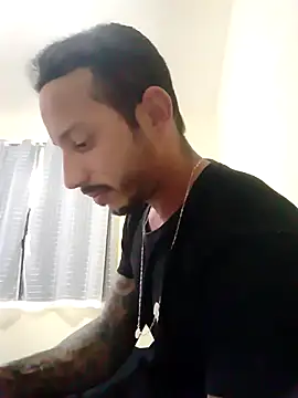 M1chup online show from September 2025 02:09:02 PM