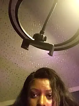 Snapshot of nia_brownn chatting on November 2025 03:19:01 AM nia brownn online show from November 2025 03:19:01 AM