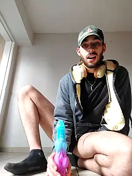 Snapshot of Levi_Latino chatting on October 2025 10:23:02 AM Levi Latino online show from October 2025 10:23:02 AM