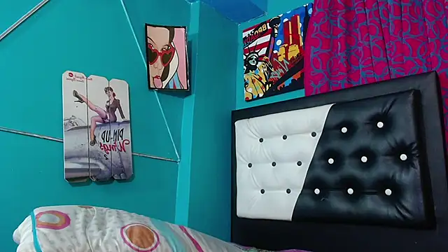 valerie mase online show from February 2025 10:22:01 PM