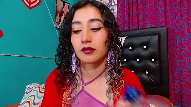 valerie mase online show from October 2025 07:03:02 PM