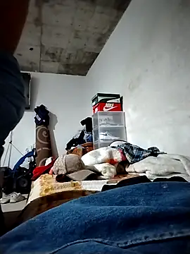 Snapshot of MartzJJ chatting on September 2025 08:52:01 PM MartzJJ online show from September 2025 08:52:01 PM