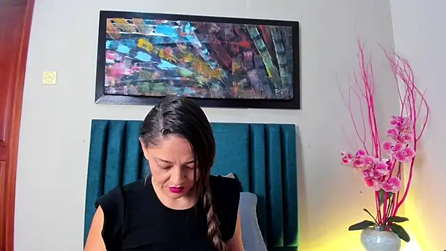 EloiseQuinn online show from October 2025 01:25:02 PM