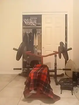 k1oudE online show from February 2026 02:10:01 AM