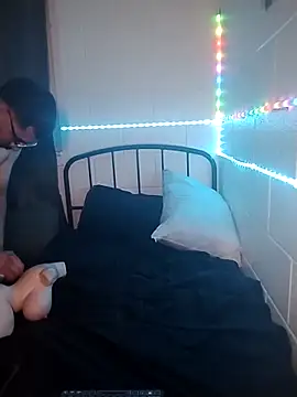 k1oudE online show from April 2026 11:55:01 AM