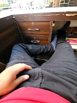 Snapshot of pyasevickybabu563 chatting on March 2025 12:36:02 PM pyasevickybabu563 online show from March 2025 12:36:02 PM