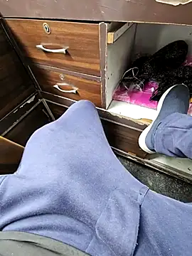 Snapshot of pyasevickybabu563 chatting on December 2025 05:14:01 AM pyasevickybabu563 online show from December 2025 05:14:01 AM