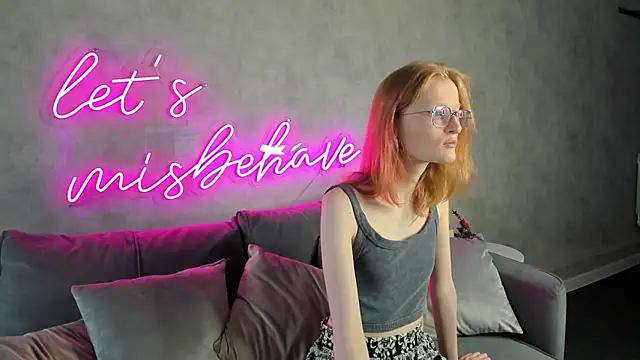 Snapshot of ElizabethHarpper chatting on January 2025 08:08:01 AM ElizabethHarpper online show from January 2025 08:08:01 AM