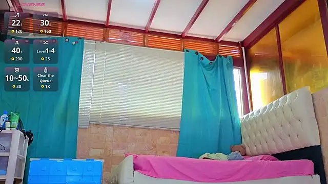 Rocket1978 online show from April 2026 01:44:01 PM