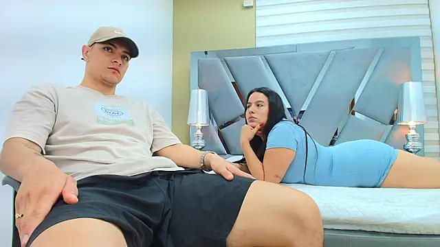 DAVID VICTORIAA online show from March 2026 01:04:02 PM