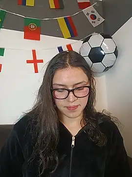 Danni shy online show from July 2026 11:55:02 PM
