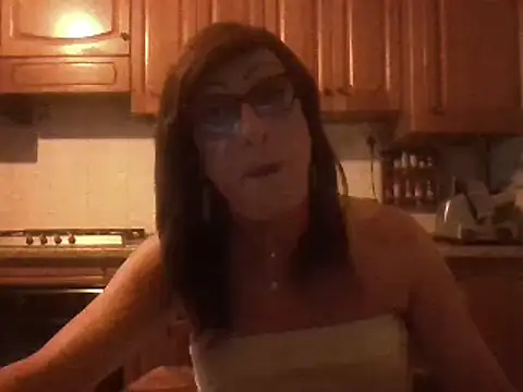 Tiabet online show from March 2026 09:00:02 PM