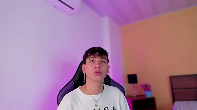 Brian-Ausslos online show from December 2024 04:38:01 AM