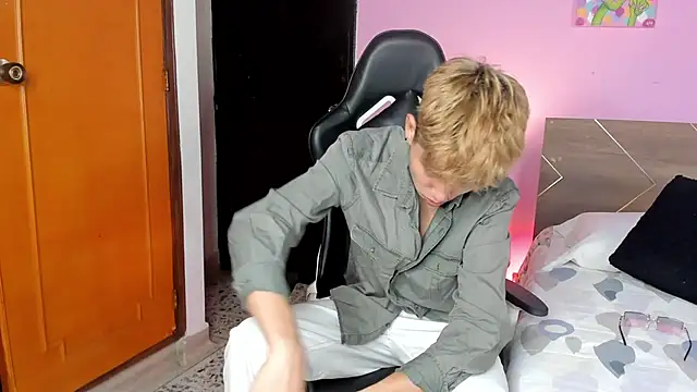 Brian-Ausslos online show from February 2025 04:37:01 AM