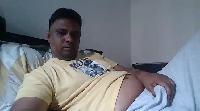 Snapshot of jemes21in chatting on March 2025 03:20:01 AM jemes21in online show from March 2025 03:20:01 AM