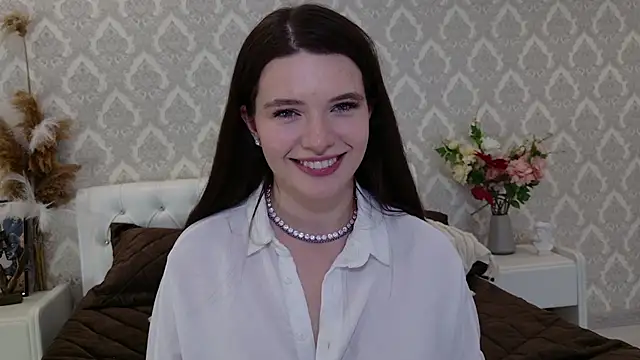 Nellie Medina online show from January 2025 03:56:02 AM