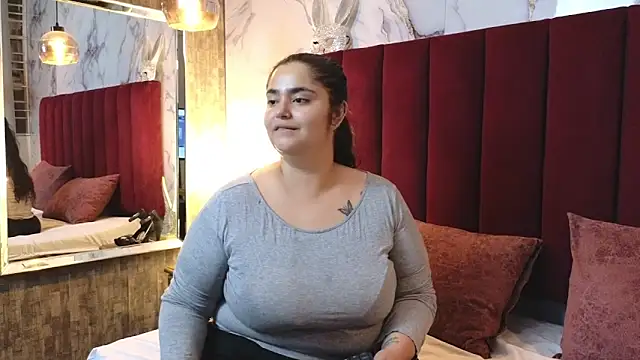 KRYSSTARITTER4 online show from September 2025 02:56:02 AM