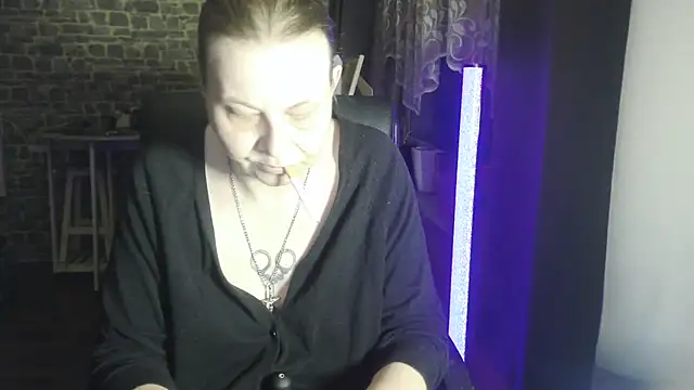 Sweet Phoenix online show from October 2025 04:54:01 AM