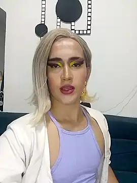 Snapshot of Lian_Noath chatting on February 2025 11:58:01 PM Lian Noath online show from February 2025 11:58:01 PM