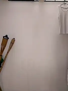 Snapshot of Lian_Noath chatting on February 2025 12:54:01 PM Lian Noath online show from February 2025 12:54:01 PM