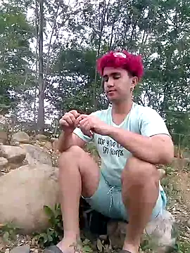 Snapshot of Lian_Noath chatting on February 2025 10:09:02 PM Lian Noath online show from February 2025 10:09:02 PM