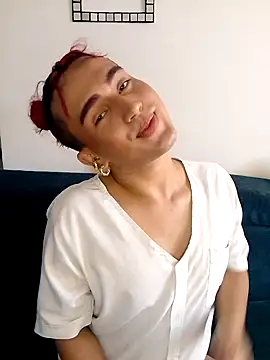 Snapshot of Lian_Noath chatting on February 2025 03:41:02 PM Lian Noath online show from February 2025 03:41:02 PM