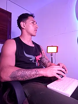 Joylopez fit online show from November 2025 01:32:02 PM