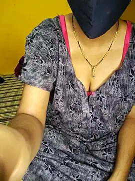 lovelygirl4567 online show from March 2025 03:56:01 PM