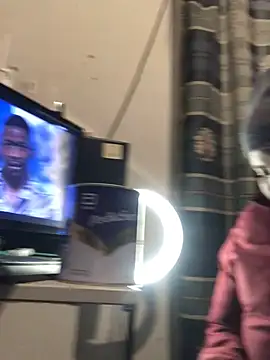 MKbesxxx online show from April 2026 06:49:02 PM