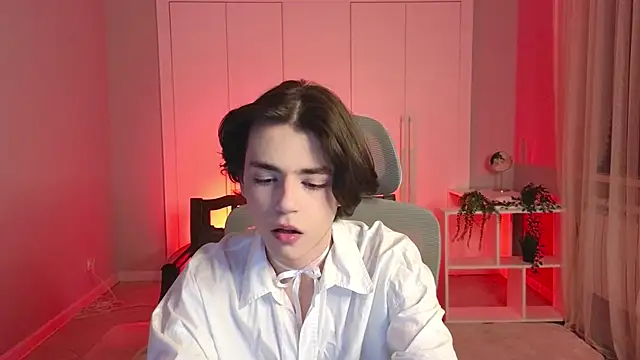 b0y fantasy online show from January 2025 07:10:02 PM