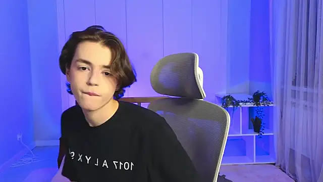 b0y fantasy online show from January 2025 07:42:01 PM